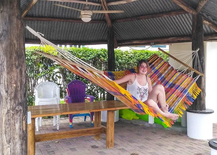 In Hermosa's Gardens Playa Hermosa (Guanacaste)